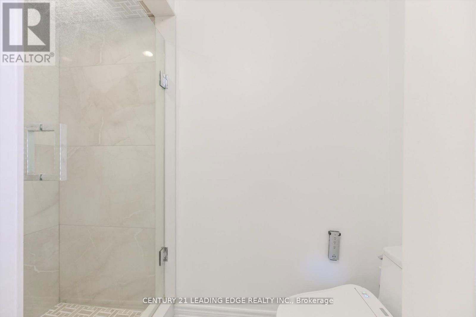 18 KERR LANE Image 24