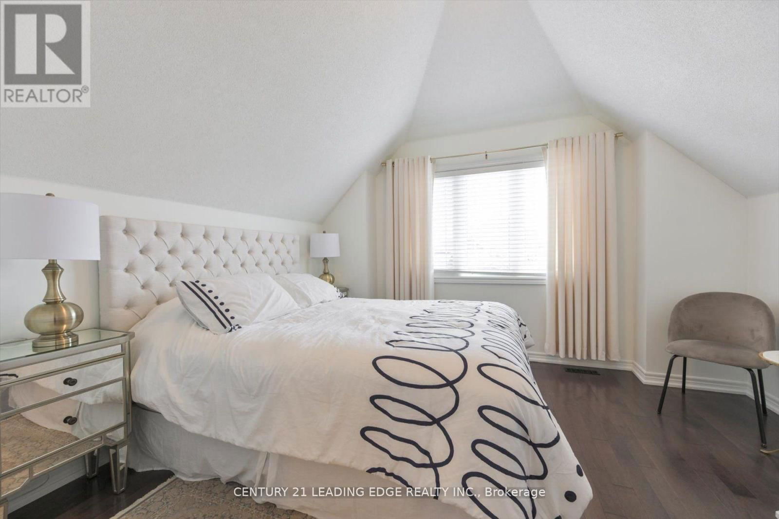 18 KERR LANE Image 26