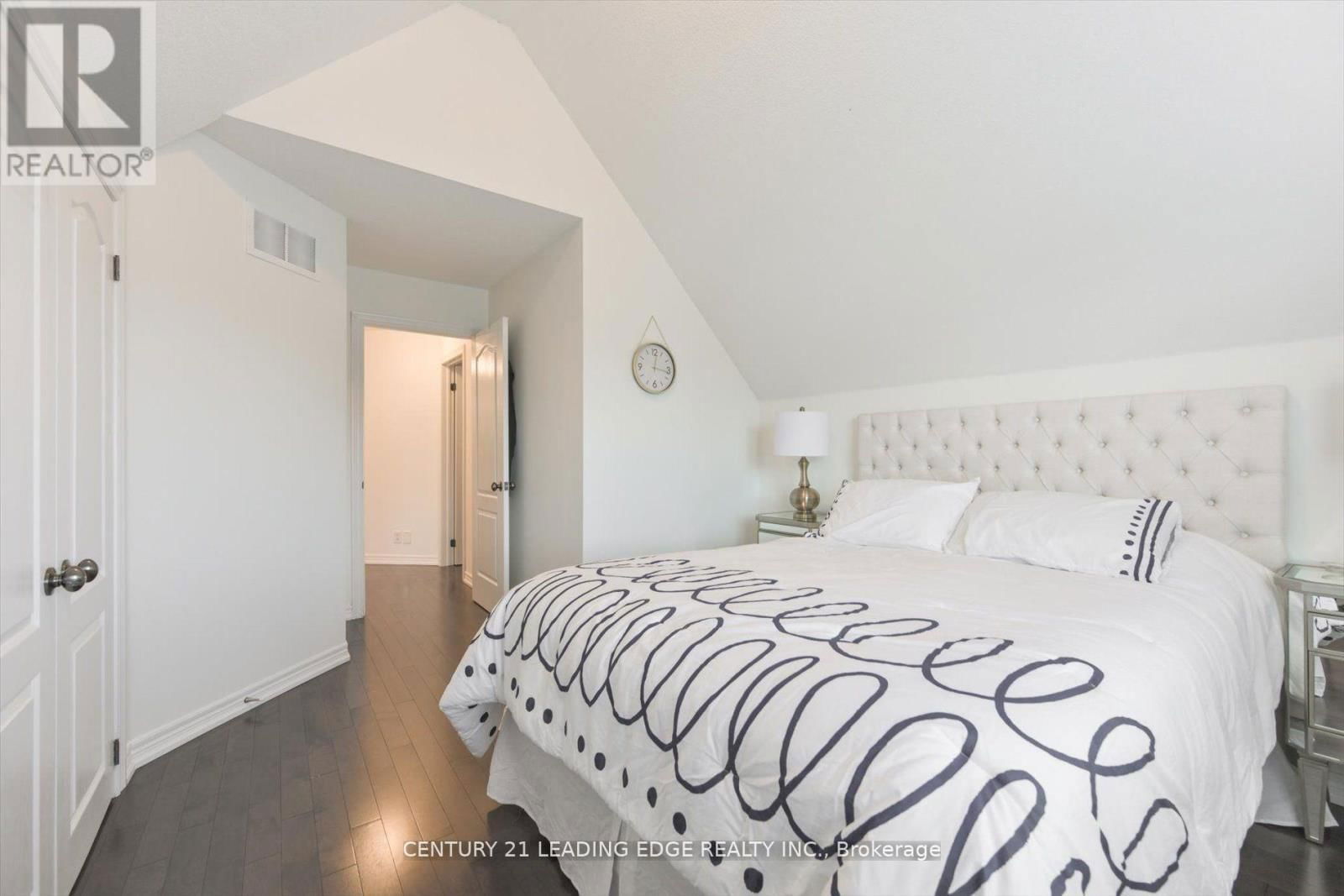 18 KERR LANE Image 27
