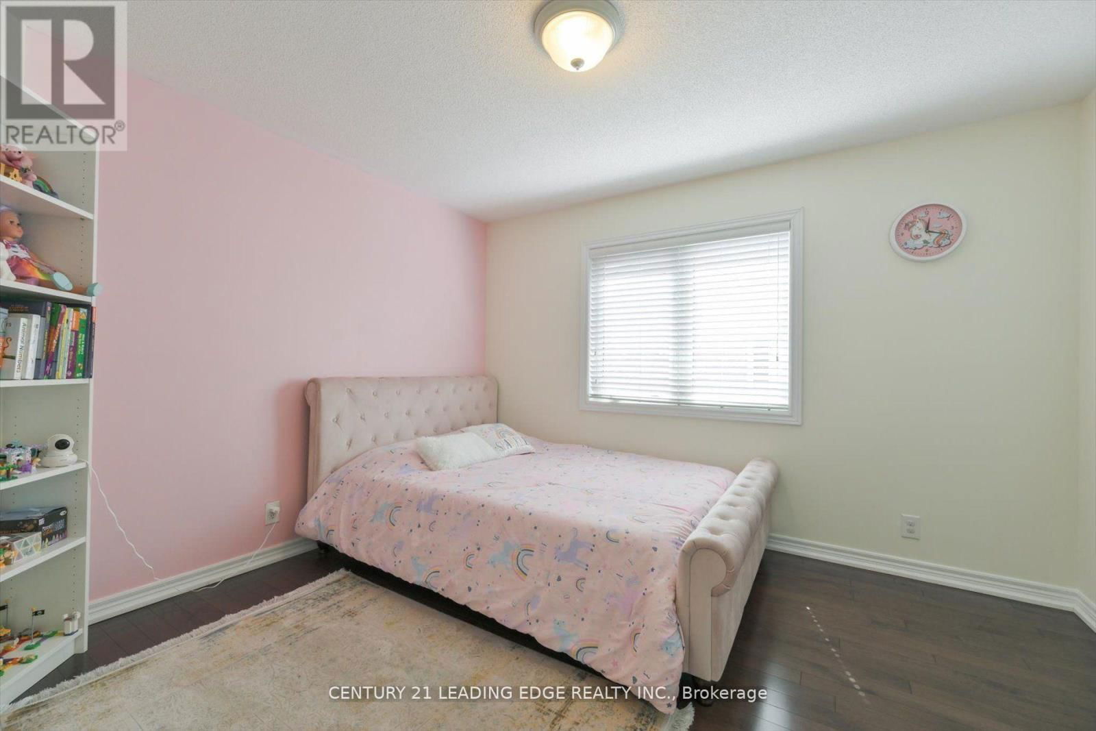 18 KERR LANE Image 28