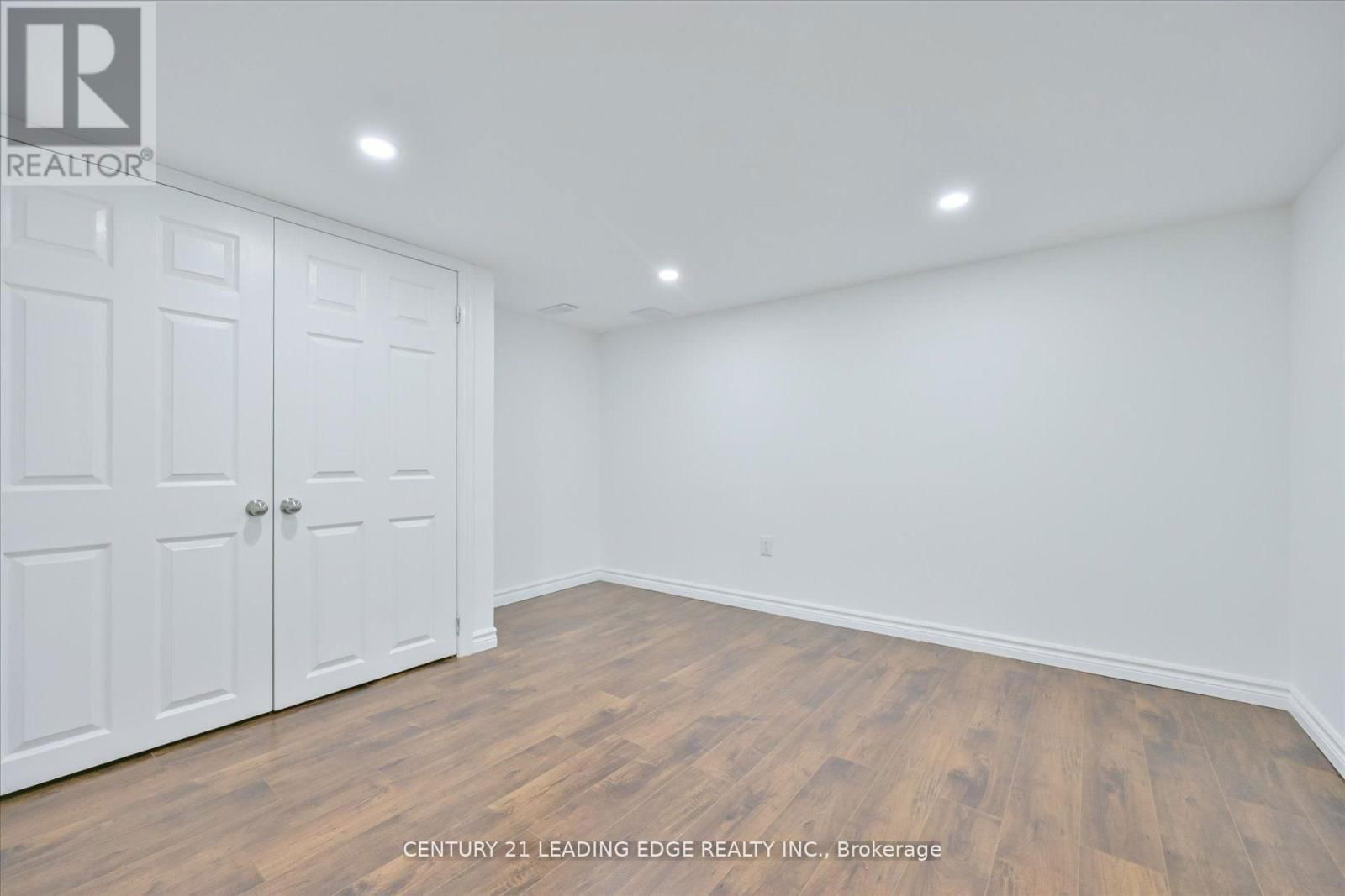 18 KERR LANE Image 34