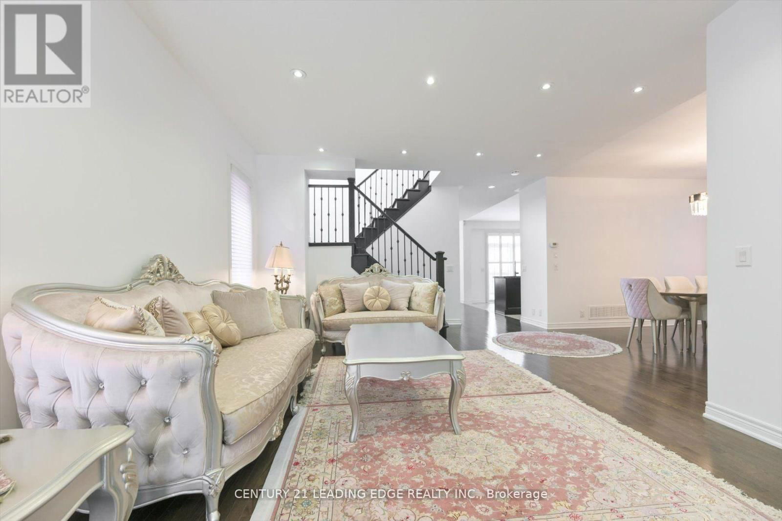 18 KERR LANE Image 5