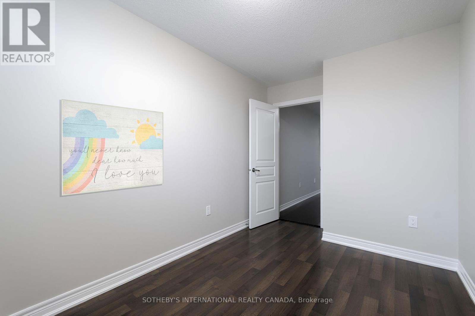 86 ALEXIE WAY Image 24
