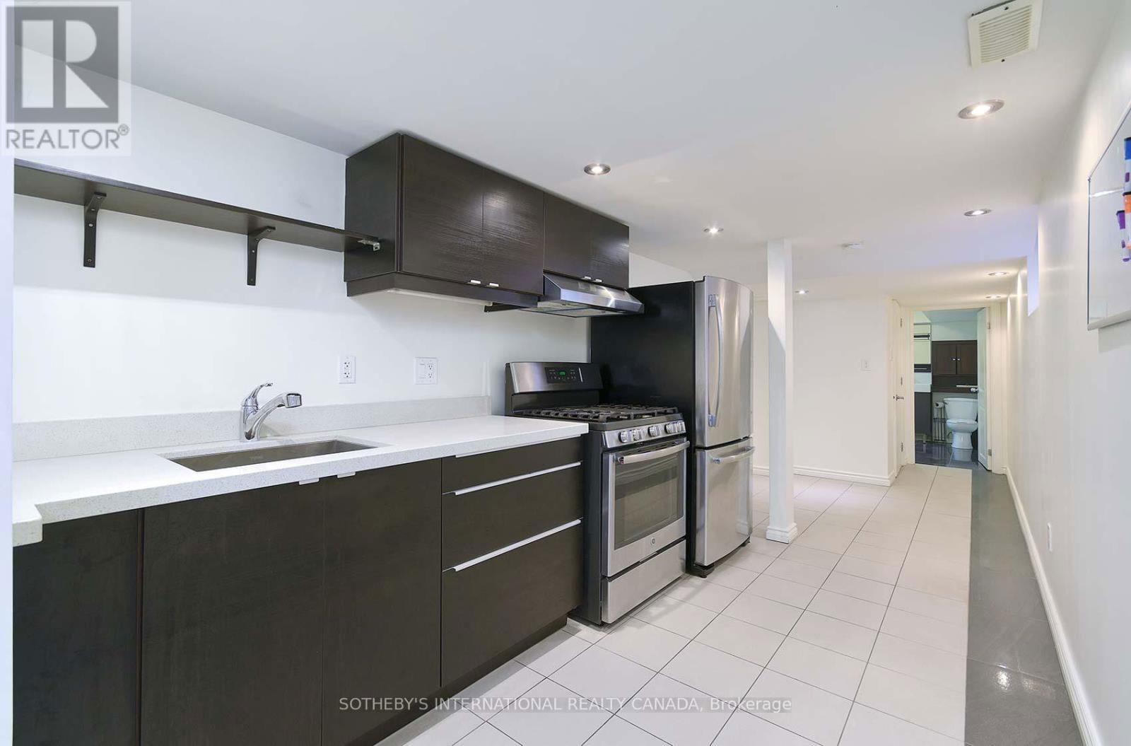 86 ALEXIE WAY Image 30