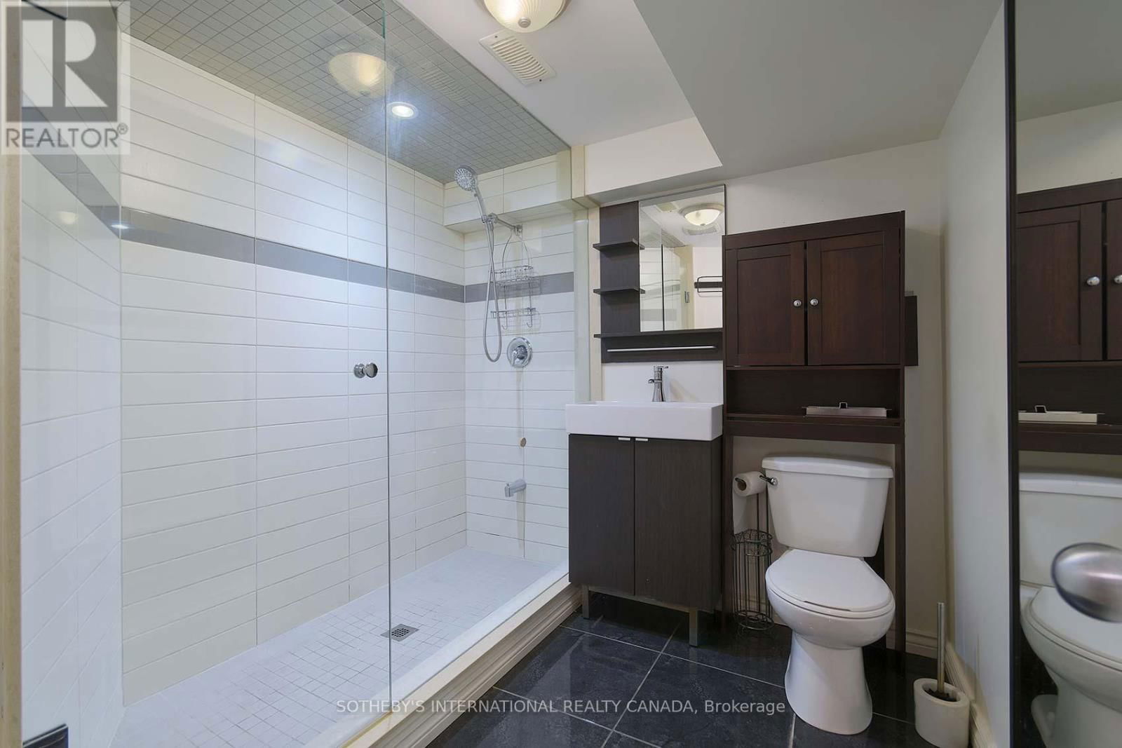 86 ALEXIE WAY Image 35