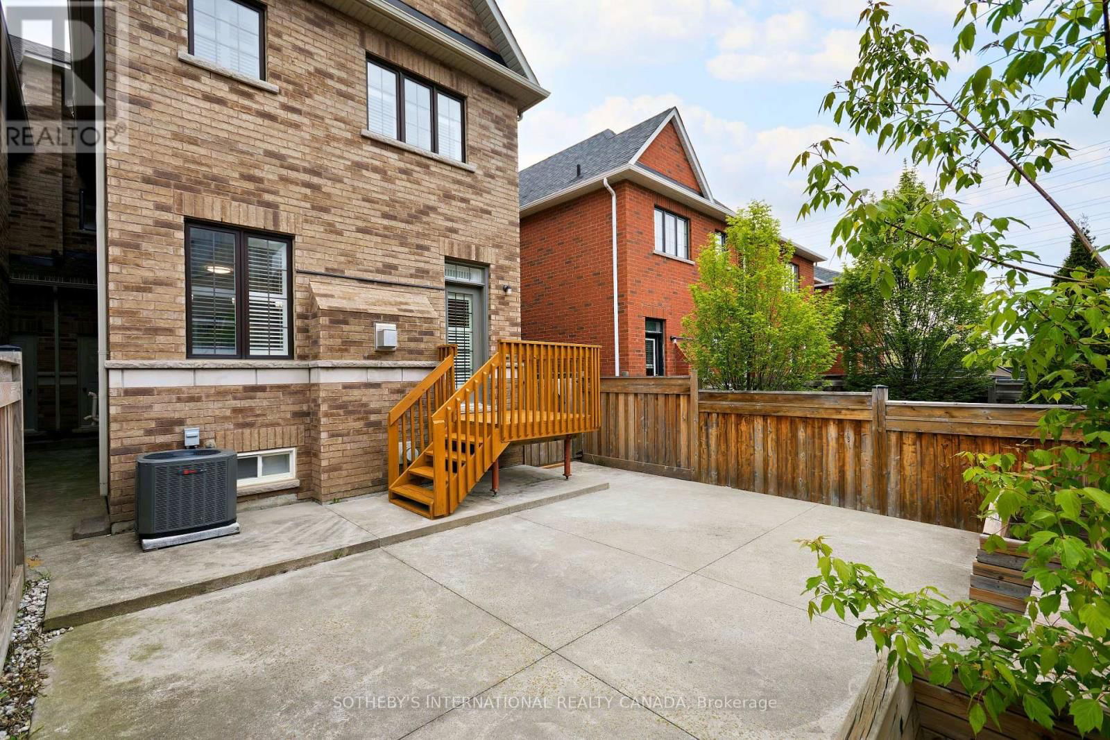86 ALEXIE WAY Image 39