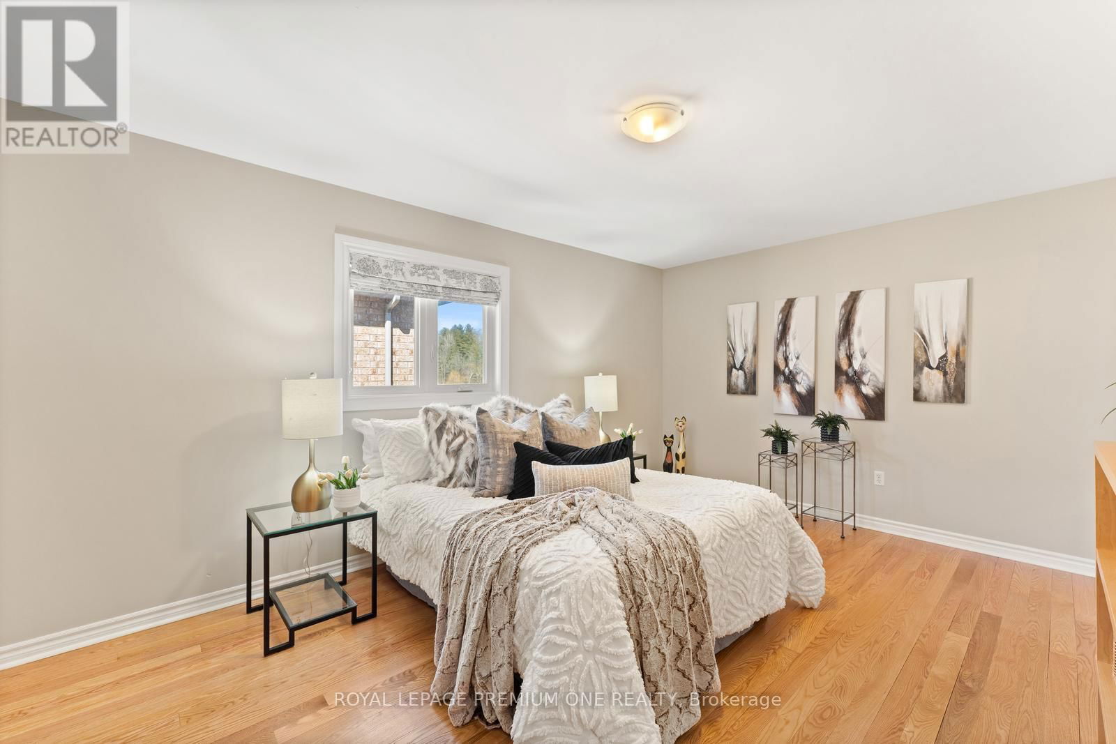 180 VAUGHAN MILLS ROAD Image 30