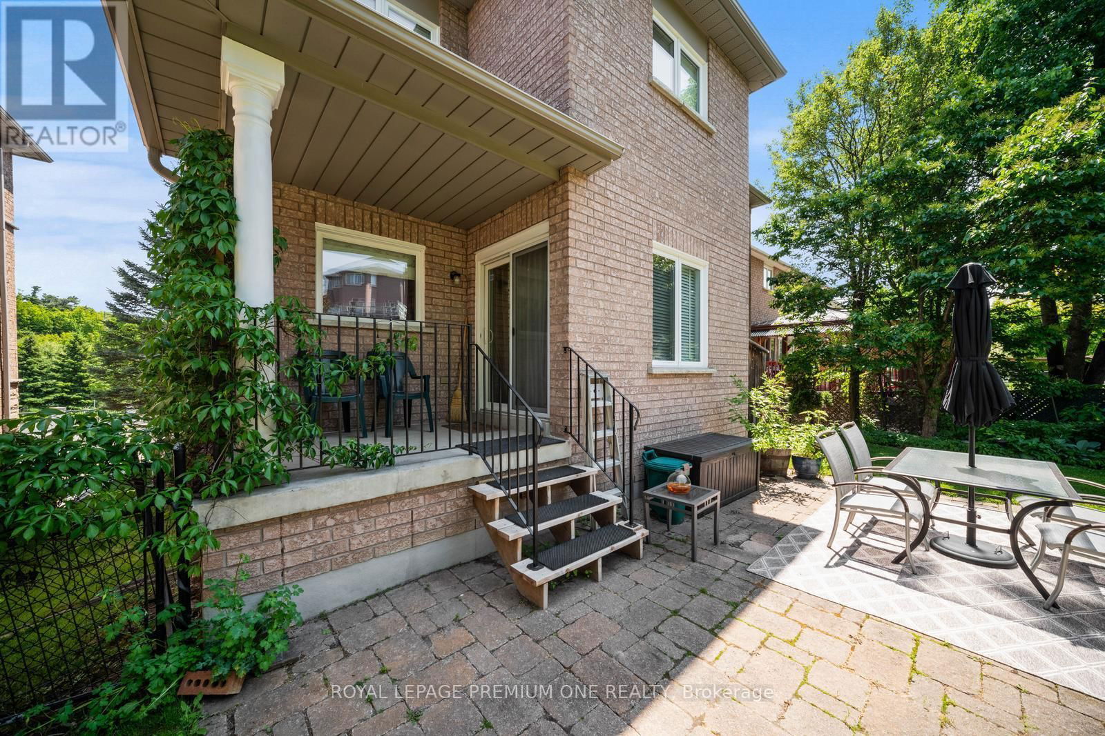 180 VAUGHAN MILLS ROAD Image 39