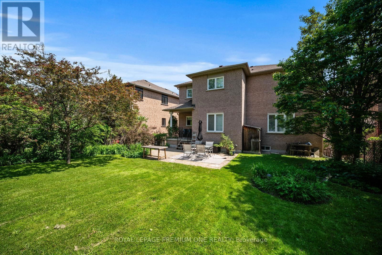 180 VAUGHAN MILLS ROAD Image 43