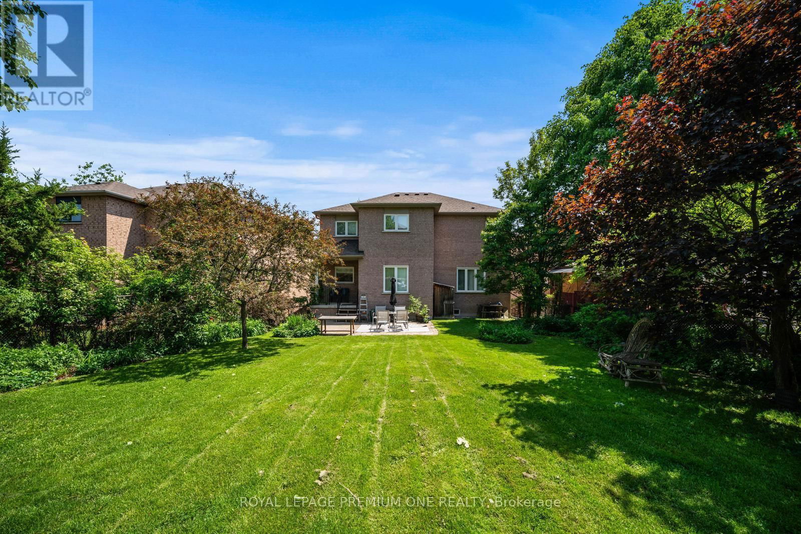 180 VAUGHAN MILLS ROAD Image 44