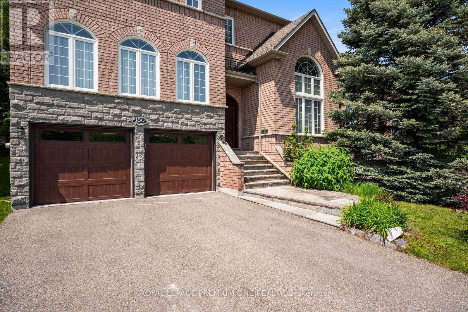 180 VAUGHAN MILLS ROAD Image 5