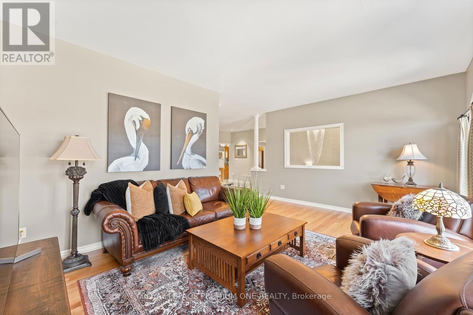 180 VAUGHAN MILLS ROAD Image 9