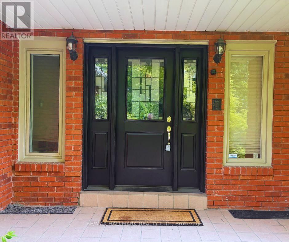 82 WINDERMERE CRESCENT SOUTH Image 3
