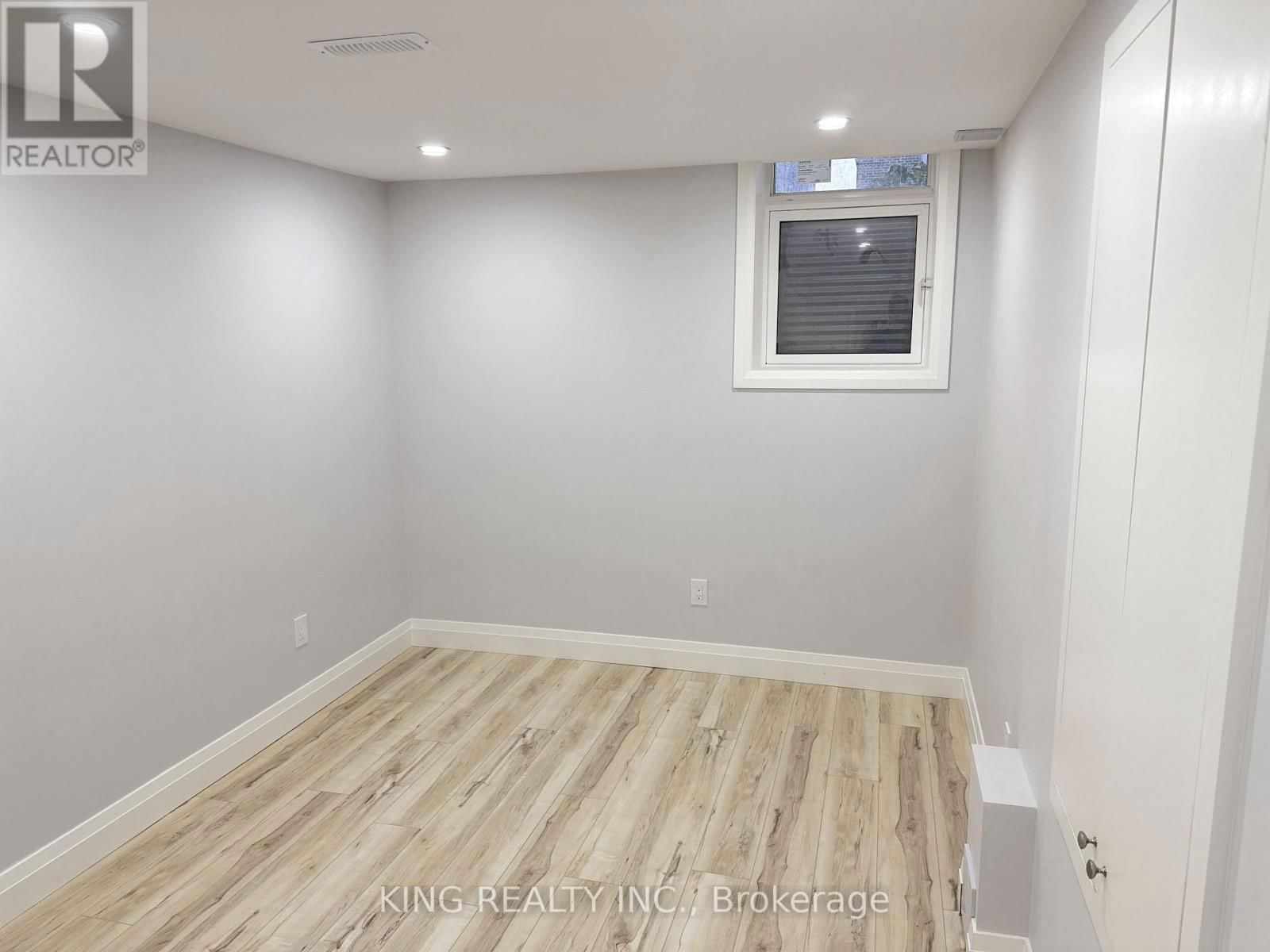 1012 BARTON WAY Image 6