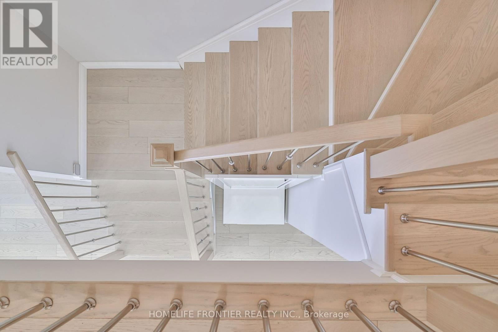 14 CHARMUSE LANE Image 23