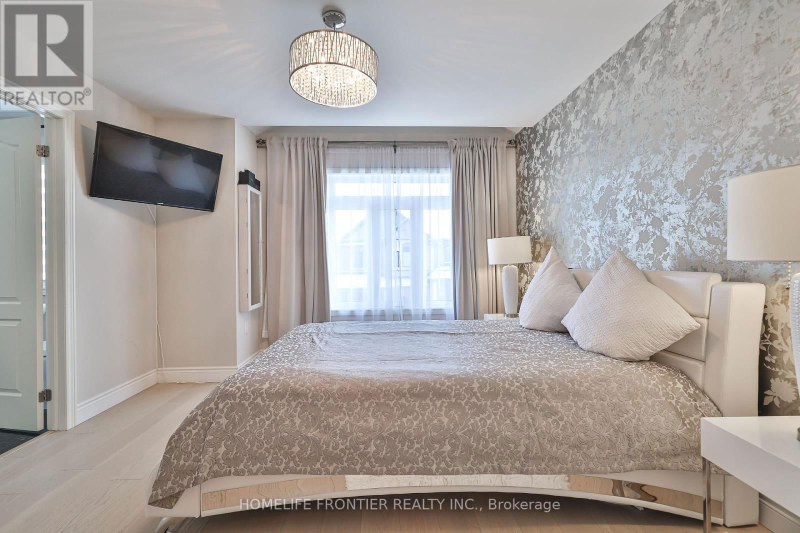 14 CHARMUSE LANE Image 29