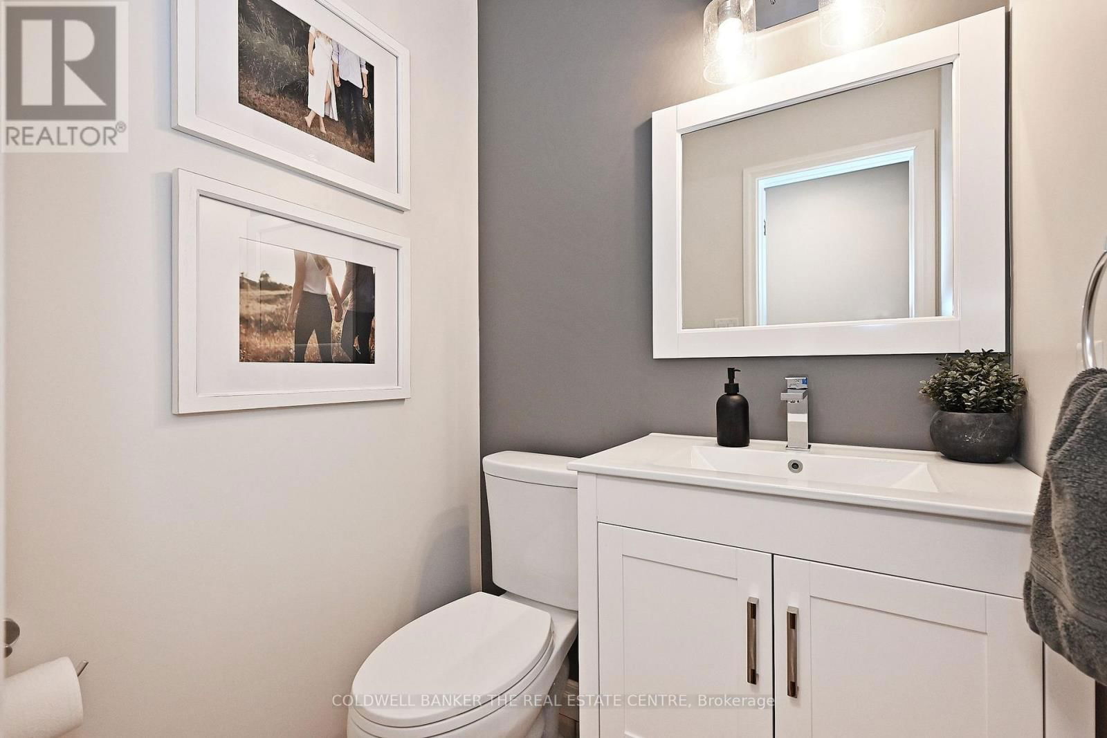 15 EARLS COURT Image 18