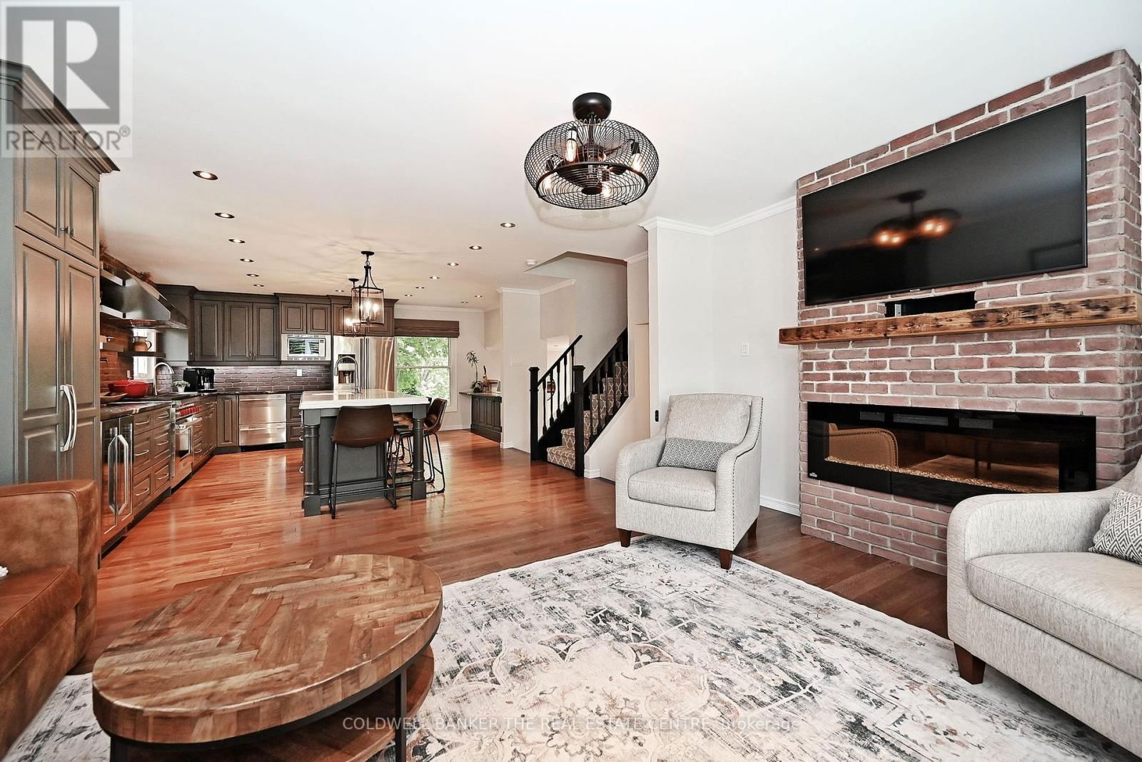 15 EARLS COURT Image 7