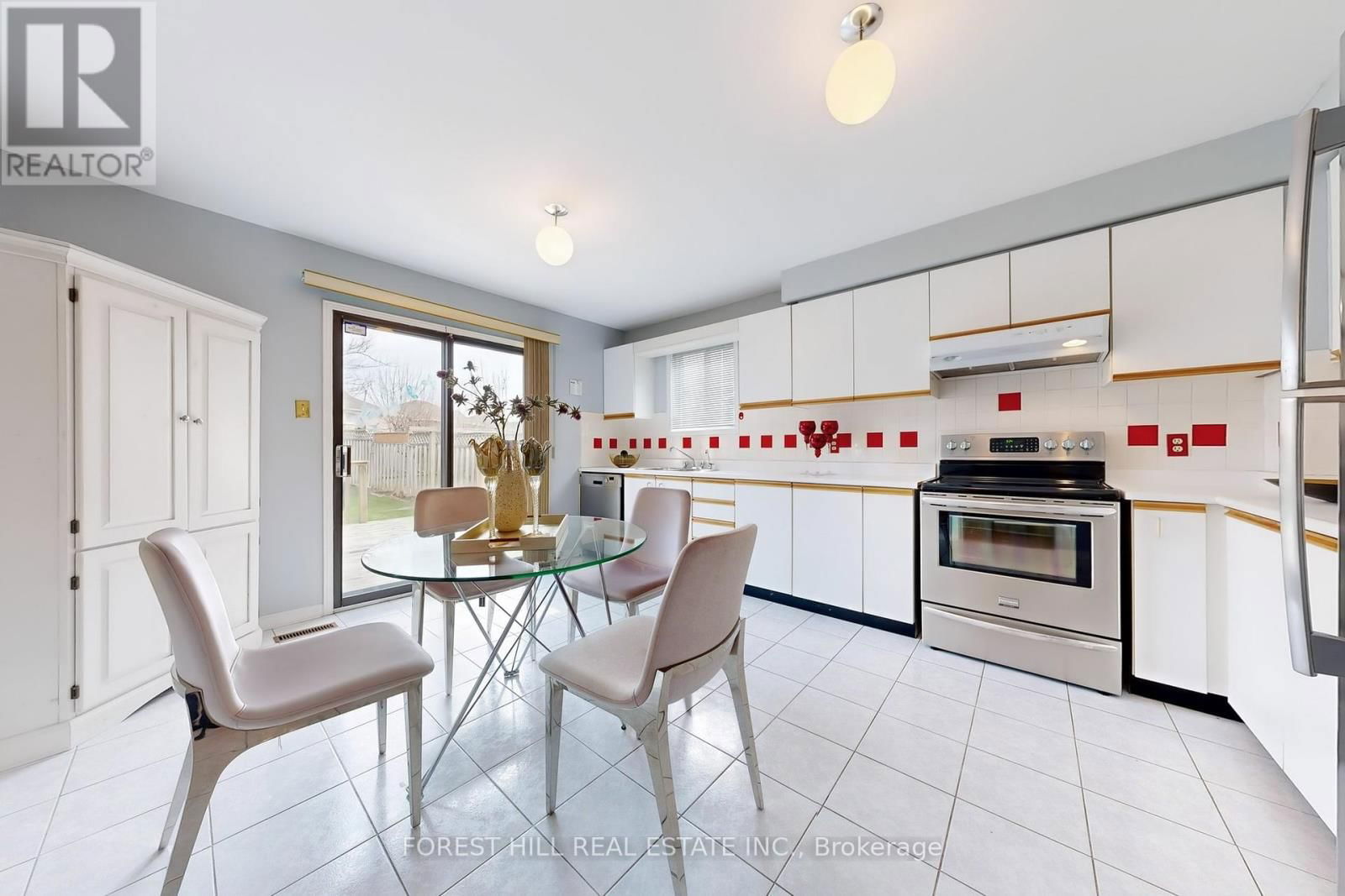 29 ARISAIG DRIVE Image 10