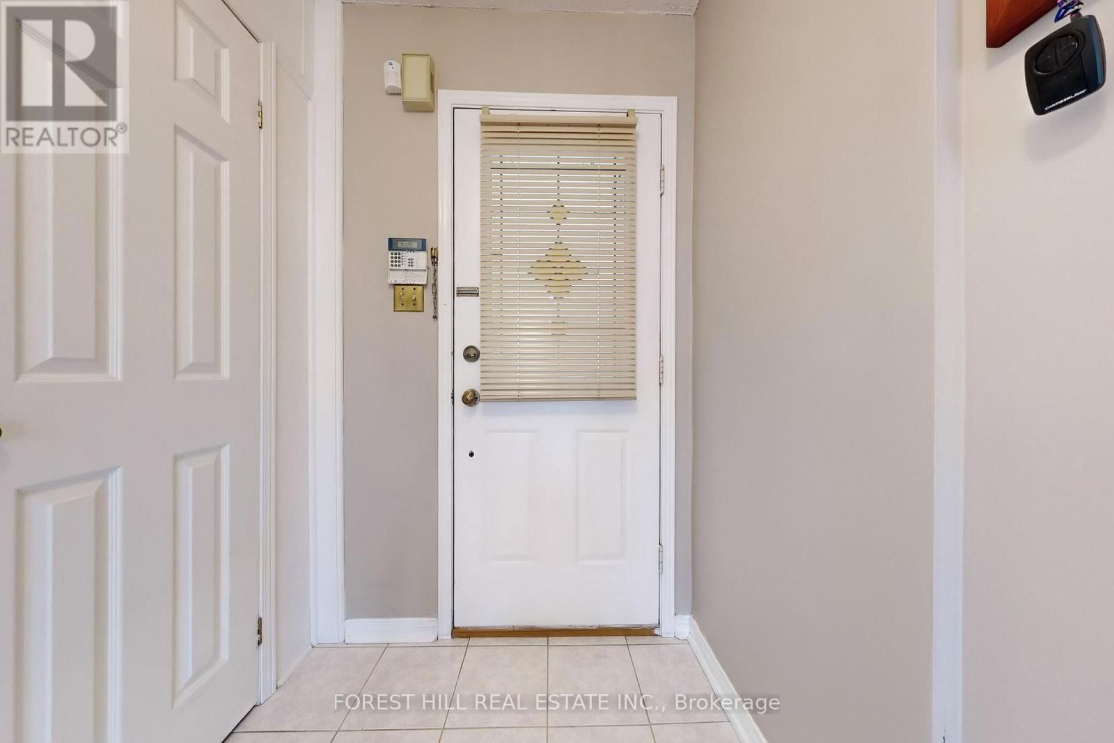 29 ARISAIG DRIVE Image 16