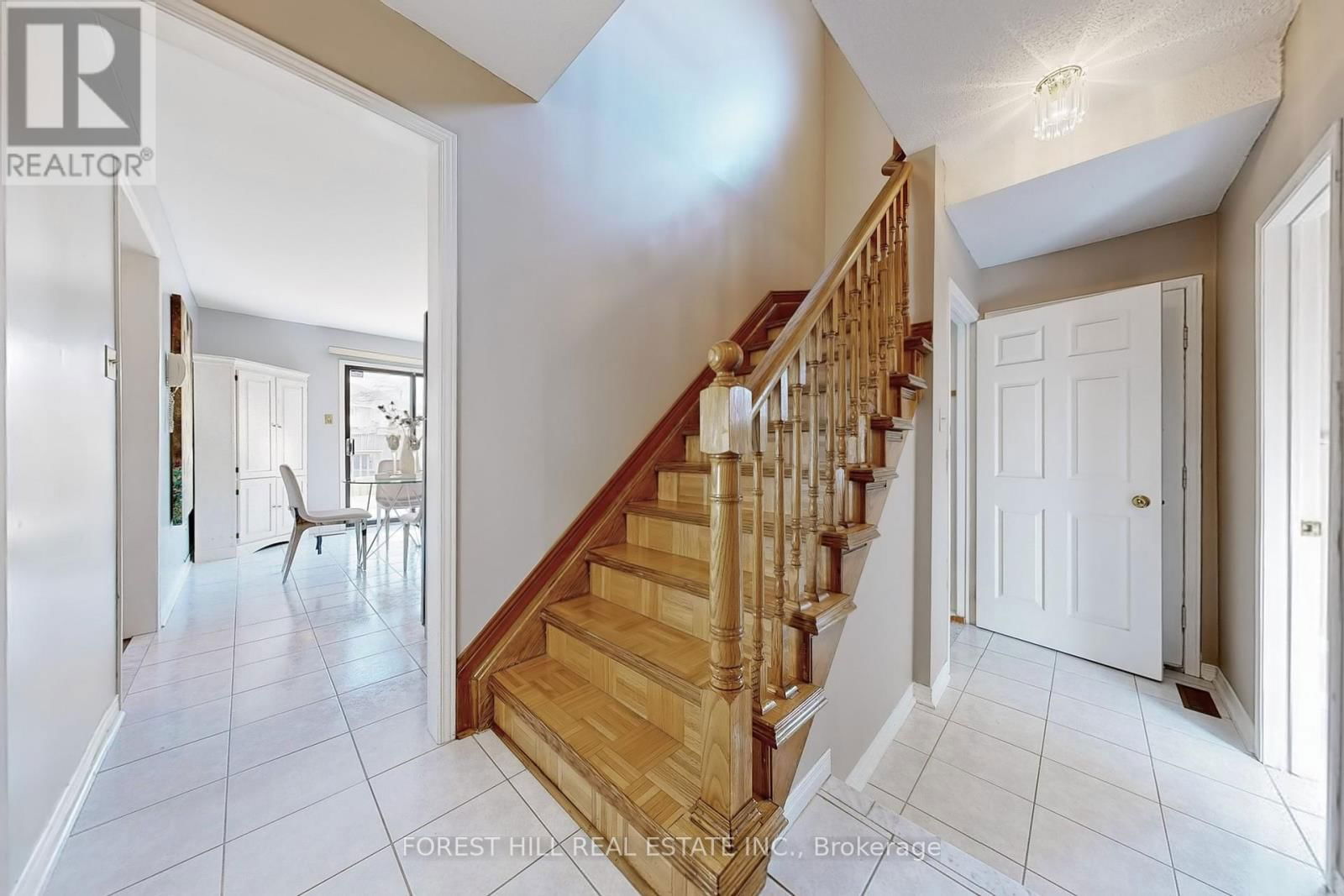 29 ARISAIG DRIVE Image 17