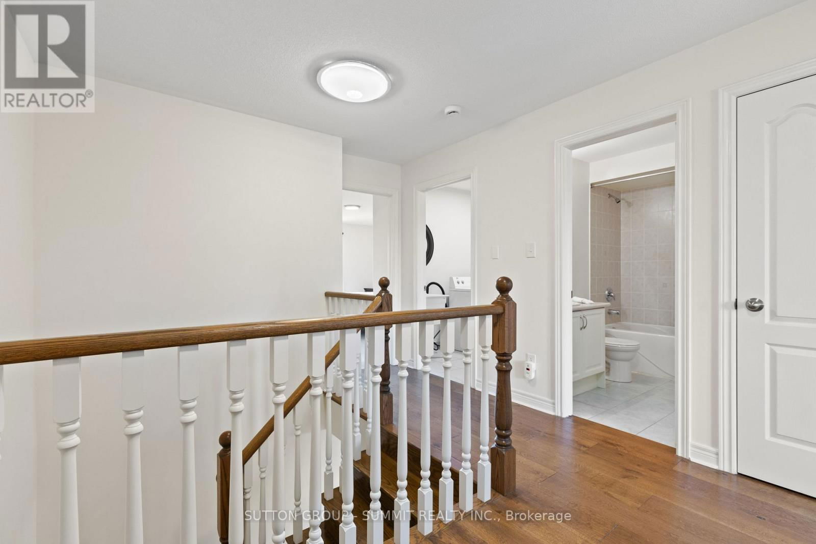 32 GOSNEL CIRCLE Image 20