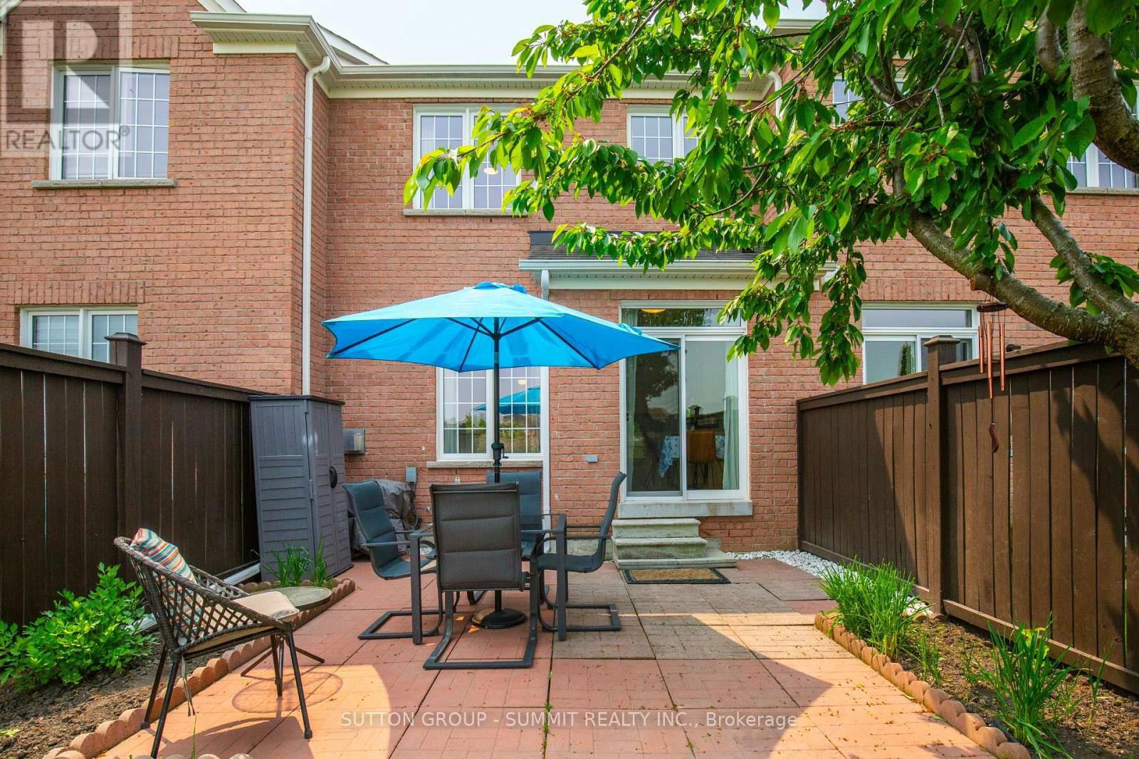 32 GOSNEL CIRCLE Image 38