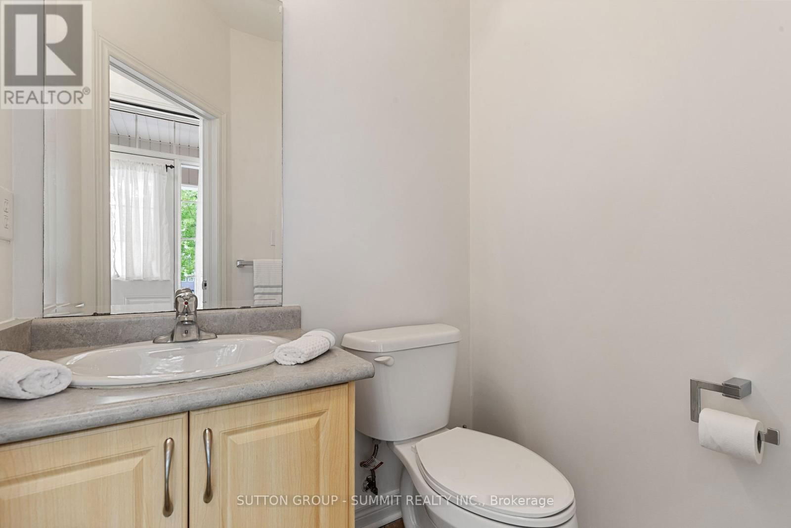 32 GOSNEL CIRCLE Image 5