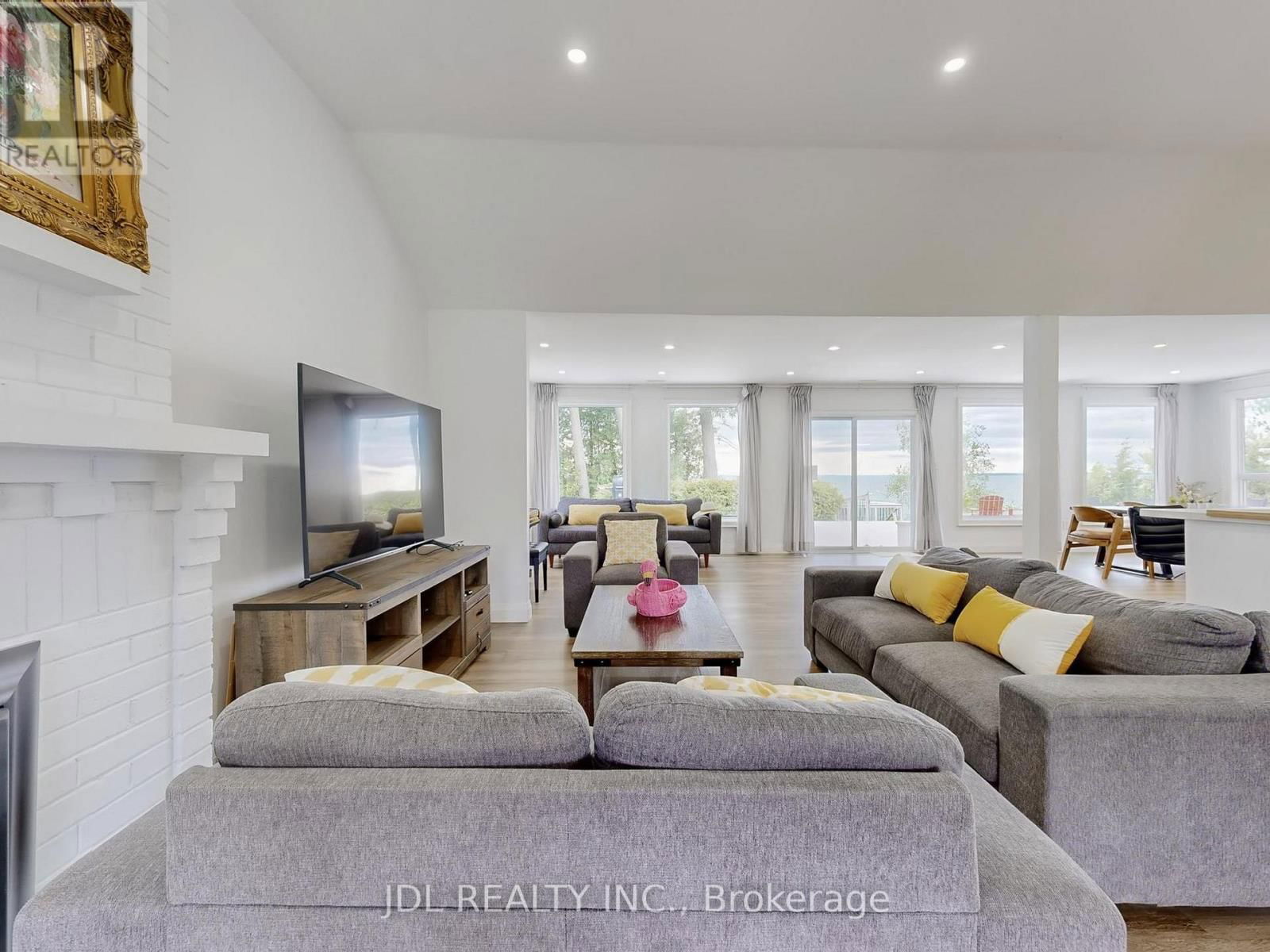 25220 MAPLE BEACH ROAD Image 16