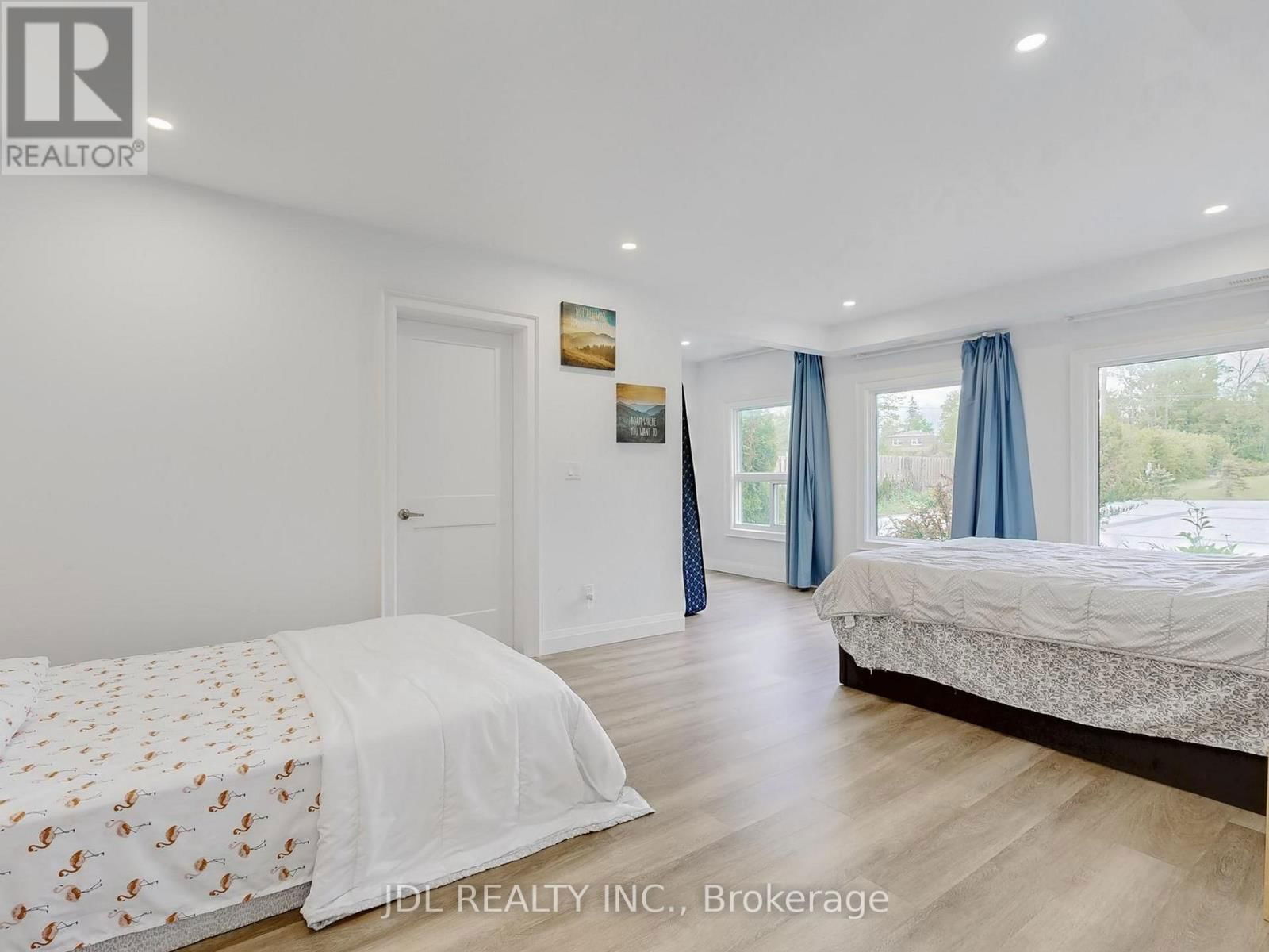 25220 MAPLE BEACH ROAD Image 23