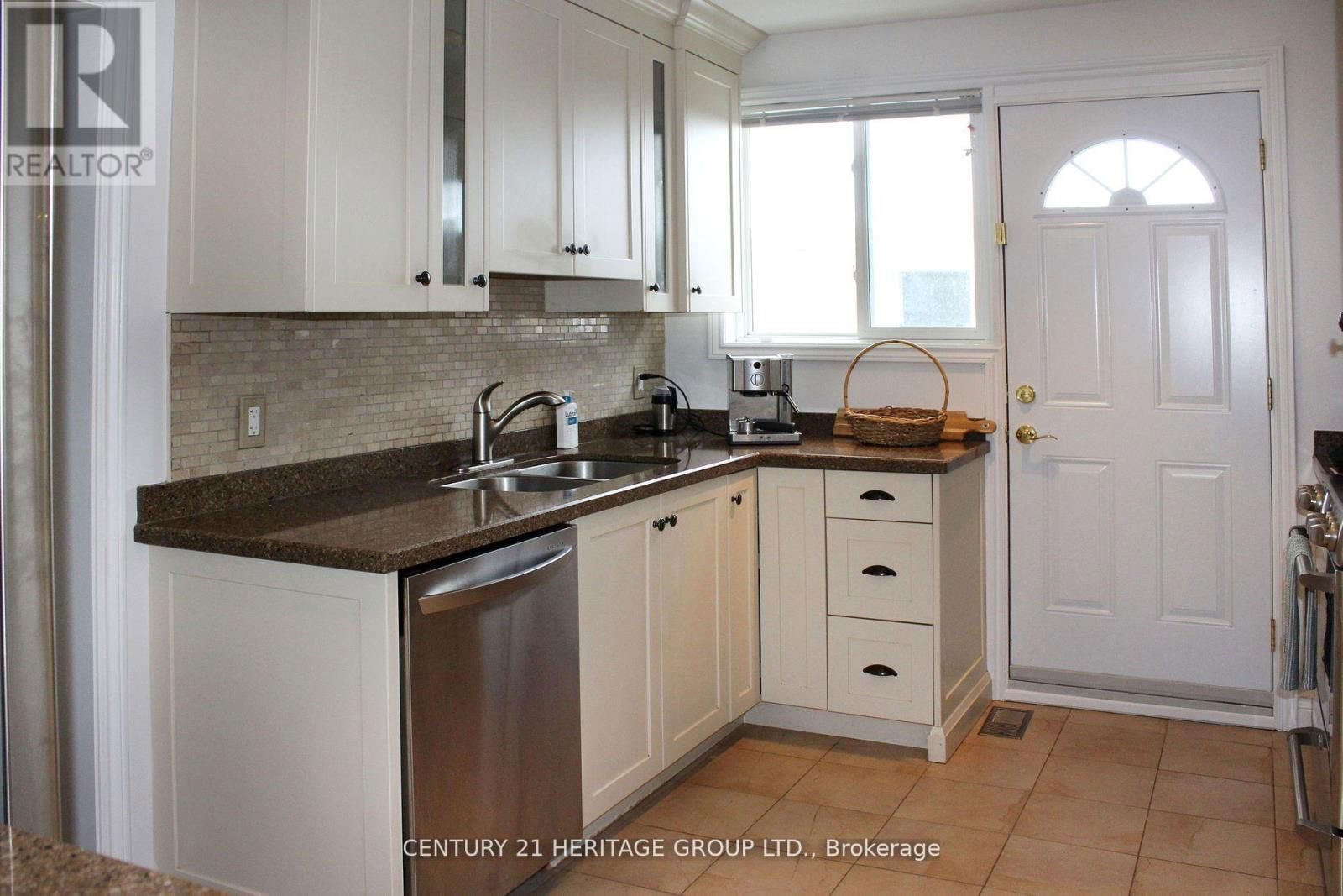 70 RICHARDSON DRIVE Image 3