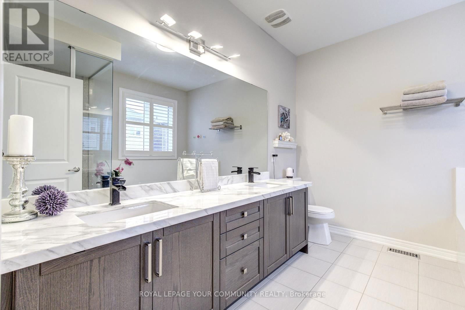 14 BEACONSFIELD DRIVE Image 29