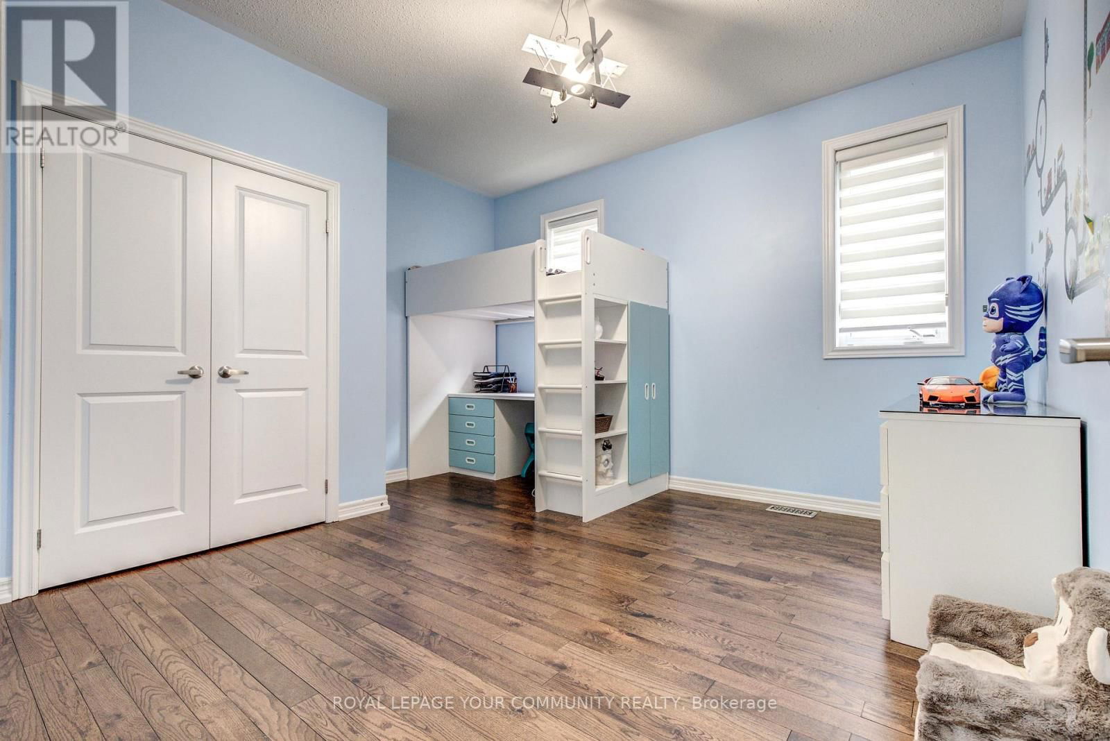 14 BEACONSFIELD DRIVE Image 31