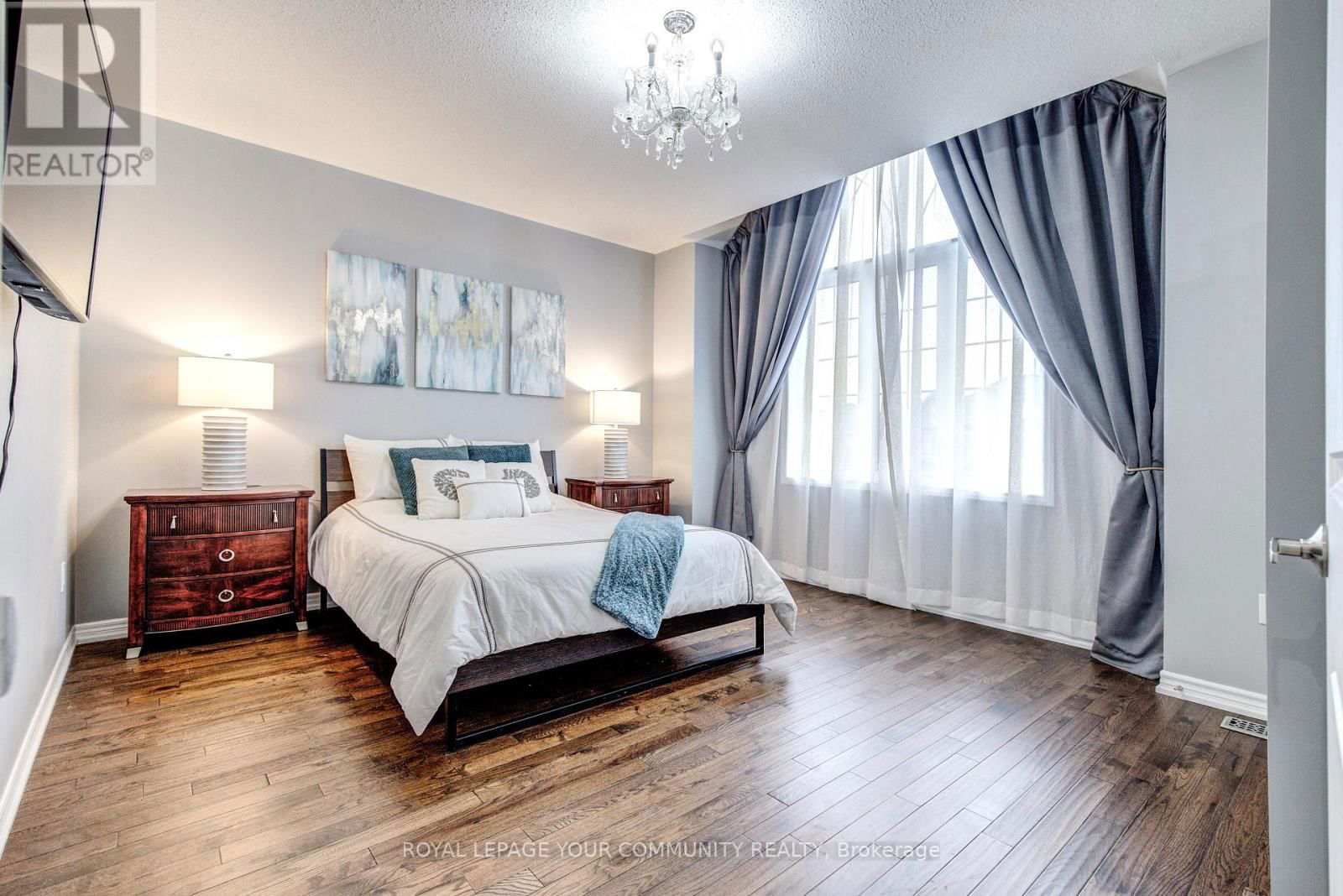 14 BEACONSFIELD DRIVE Image 33
