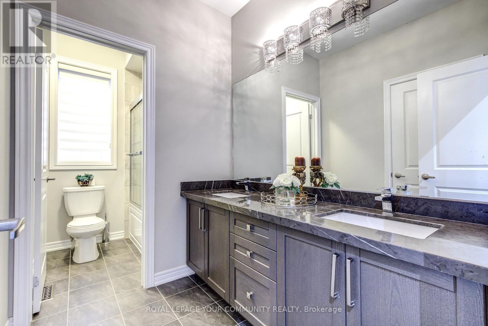 14 BEACONSFIELD DRIVE Image 34