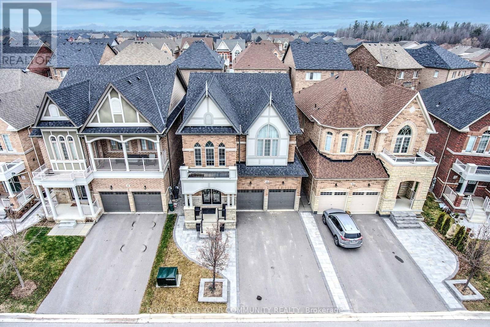 14 BEACONSFIELD DRIVE Image 39