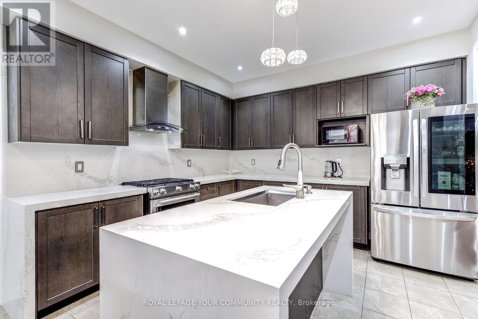 14 BEACONSFIELD DRIVE Image 6
