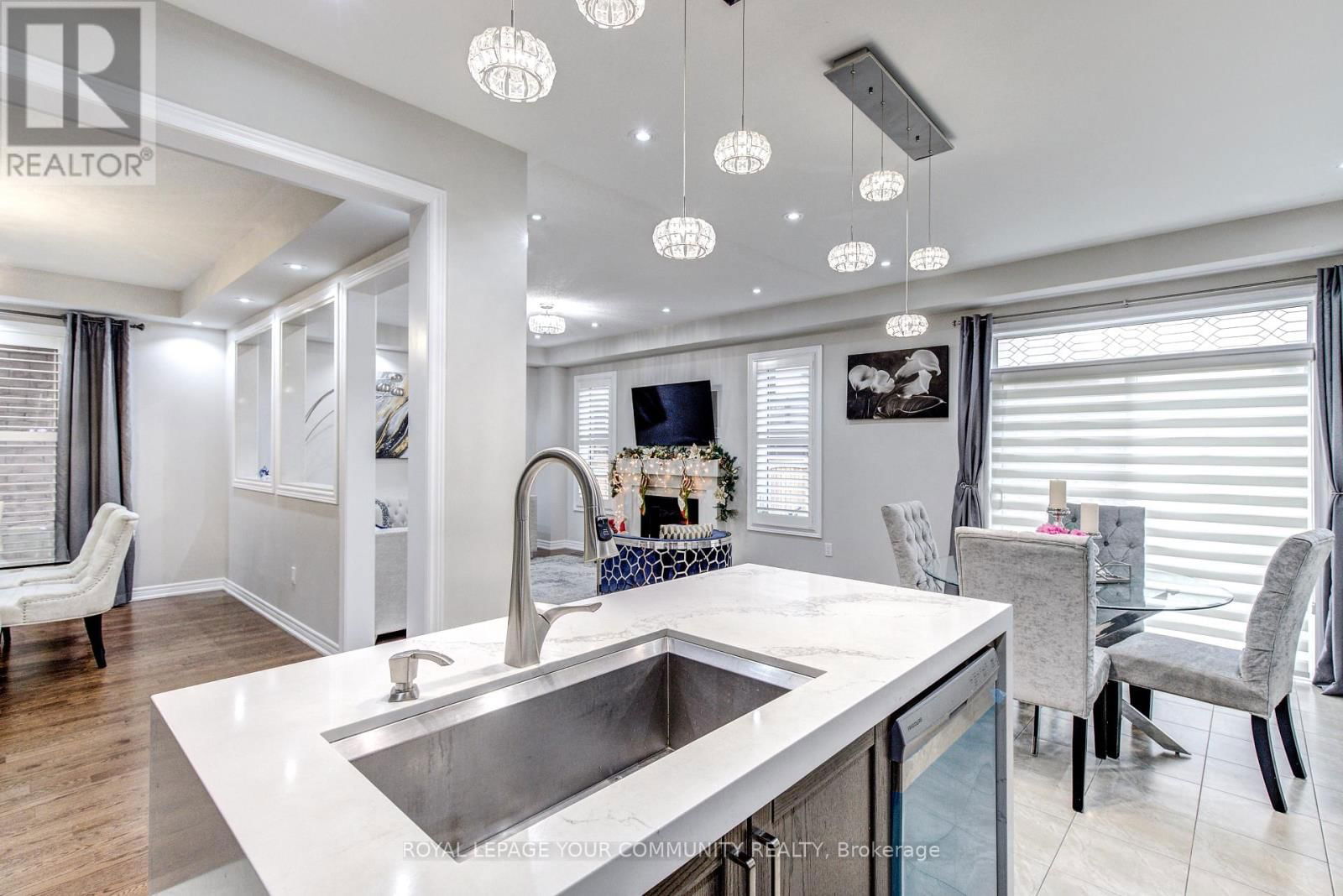 14 BEACONSFIELD DRIVE Image 9