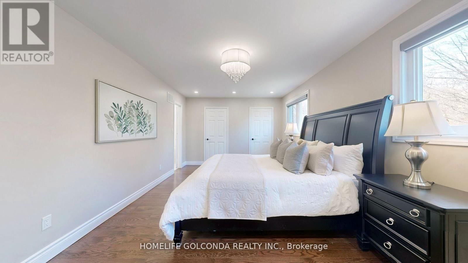 310 AIRDRIE DRIVE Image 24