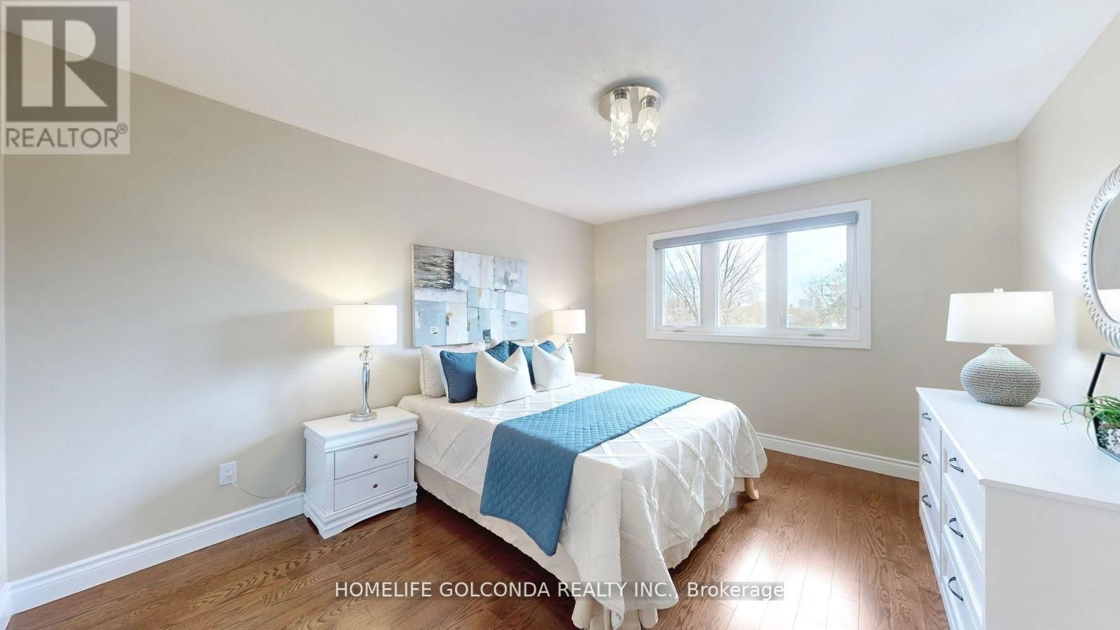 310 AIRDRIE DRIVE Image 32