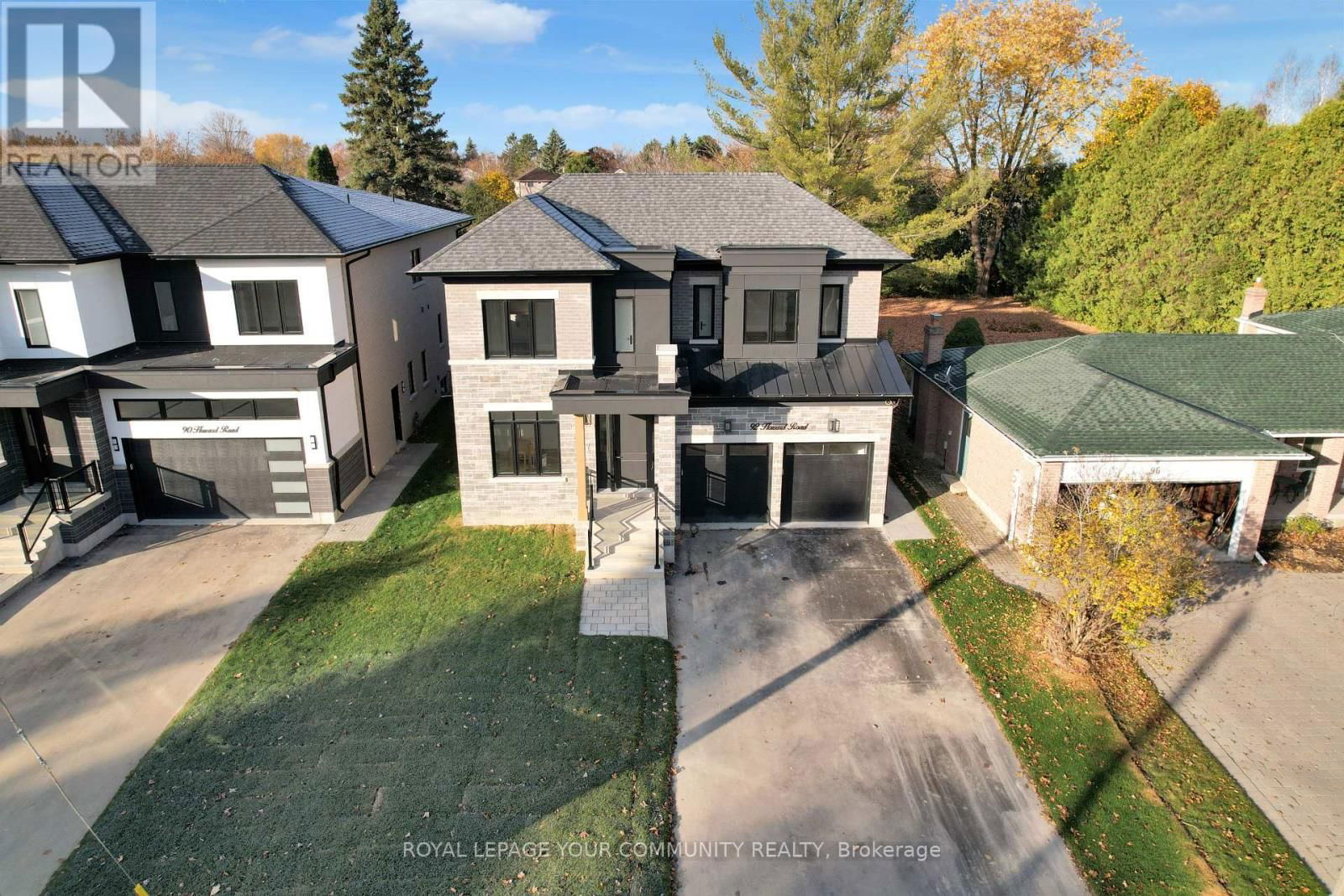 92 HOWARD ROAD Image 1