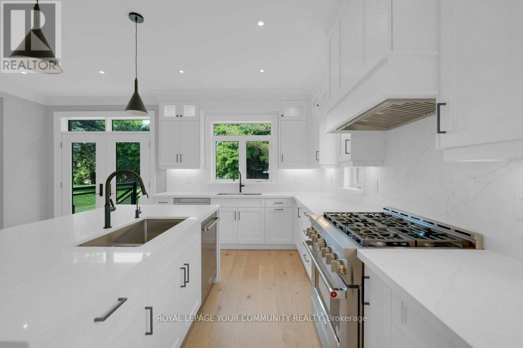 92 HOWARD ROAD Image 23