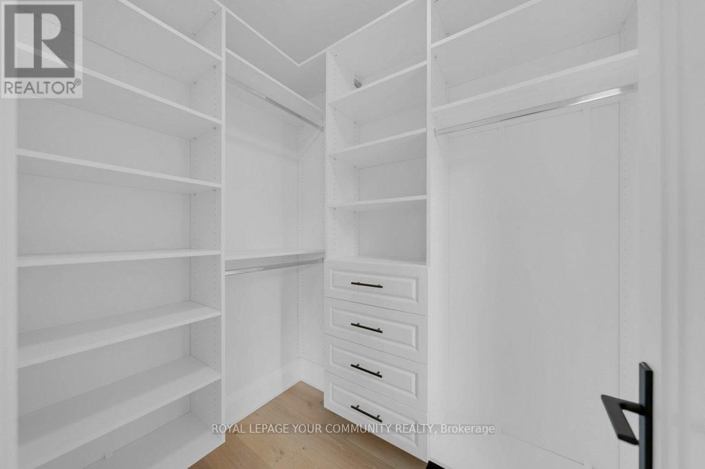 92 HOWARD ROAD Image 40