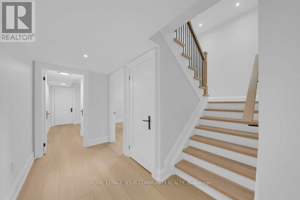 92 HOWARD ROAD Image 42