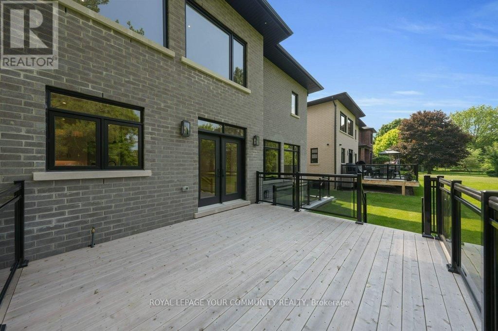 92 HOWARD ROAD Image 48