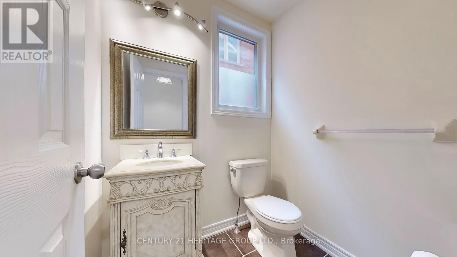 10 BETONY DRIVE Image 12