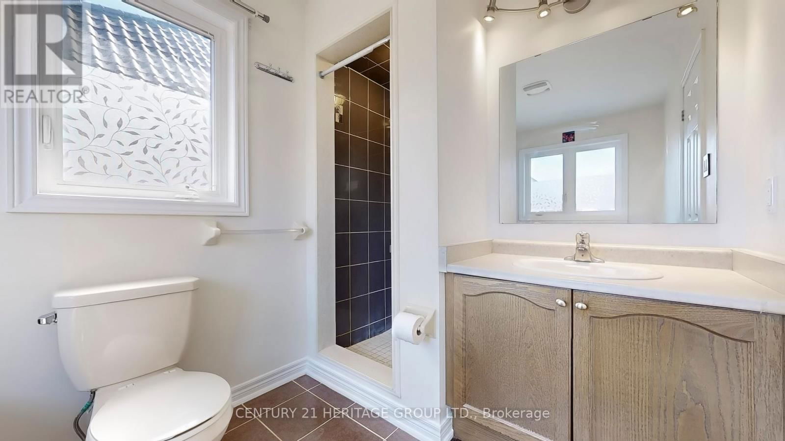 10 BETONY DRIVE Image 15