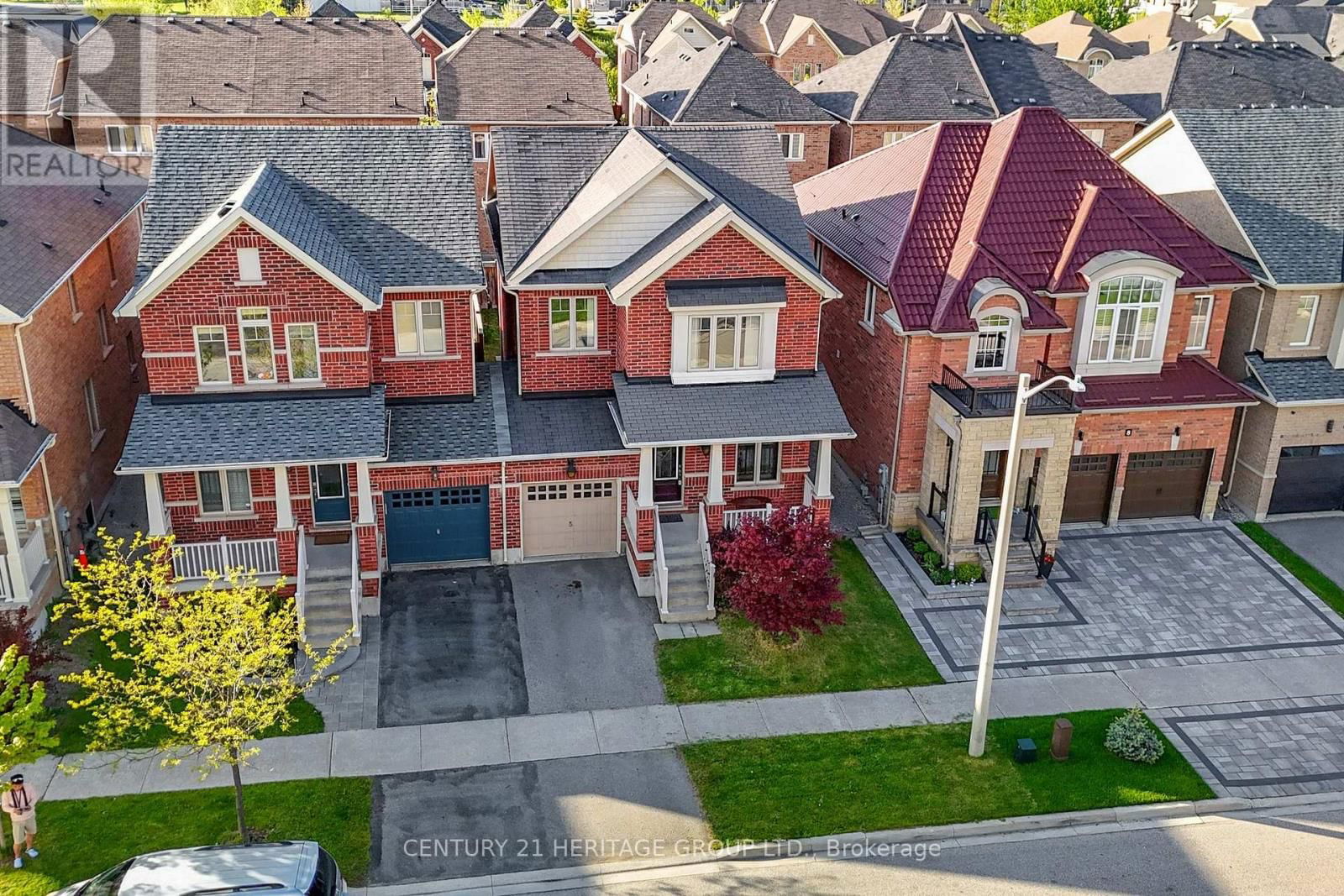 10 BETONY DRIVE Image 2
