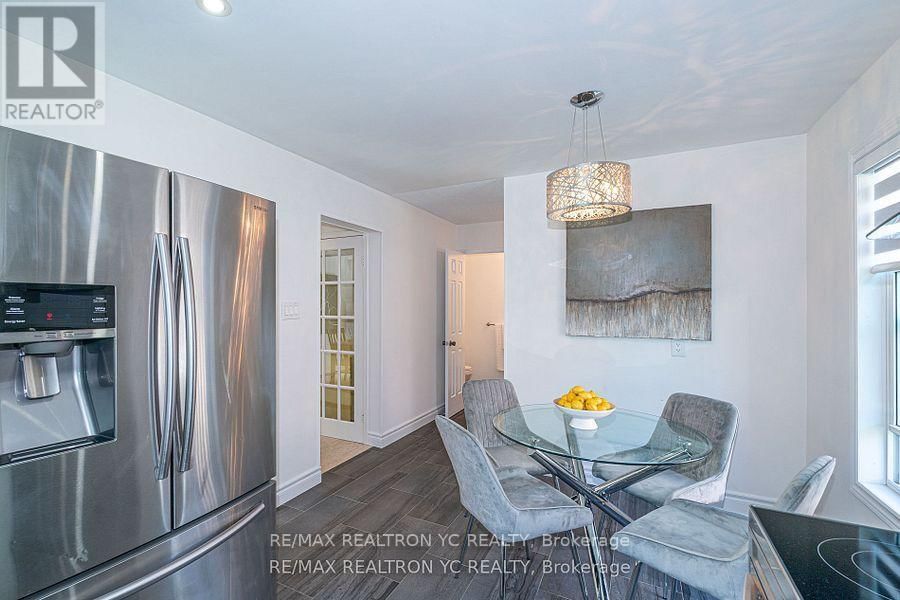 19 BRECKONWOOD CRESCENT Image 16
