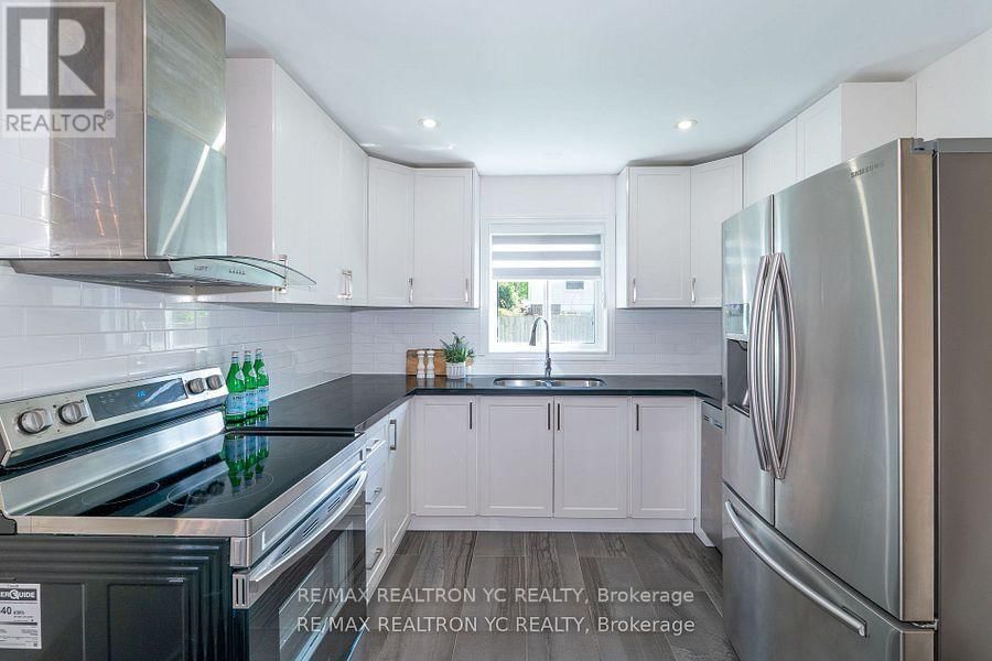 19 BRECKONWOOD CRESCENT Image 17